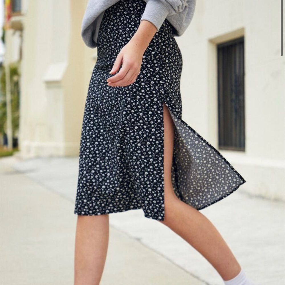 Brandy Melville skirt